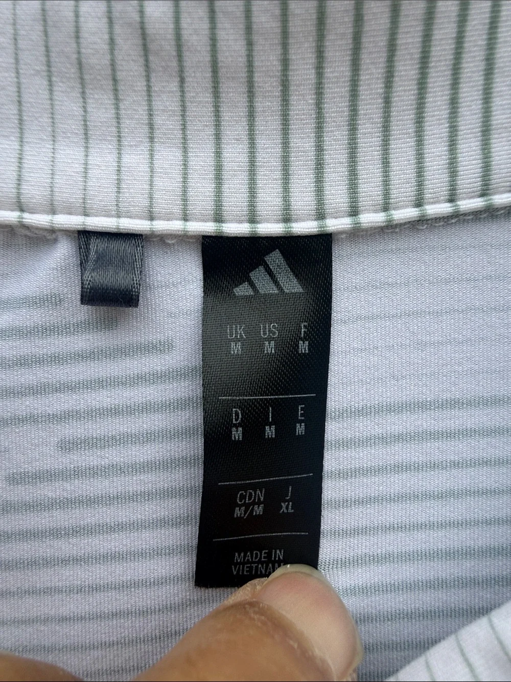 adidas Men’s M White Polo with Subtle Green Stripe Pattern Golf Polo Activewear